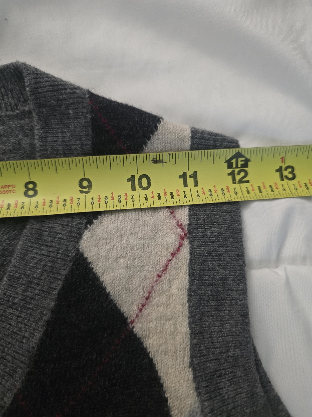 Y2K ​Banana Republic Italian Merino Wool Argyle Sweater Vest - Small - Picture 6 of 7